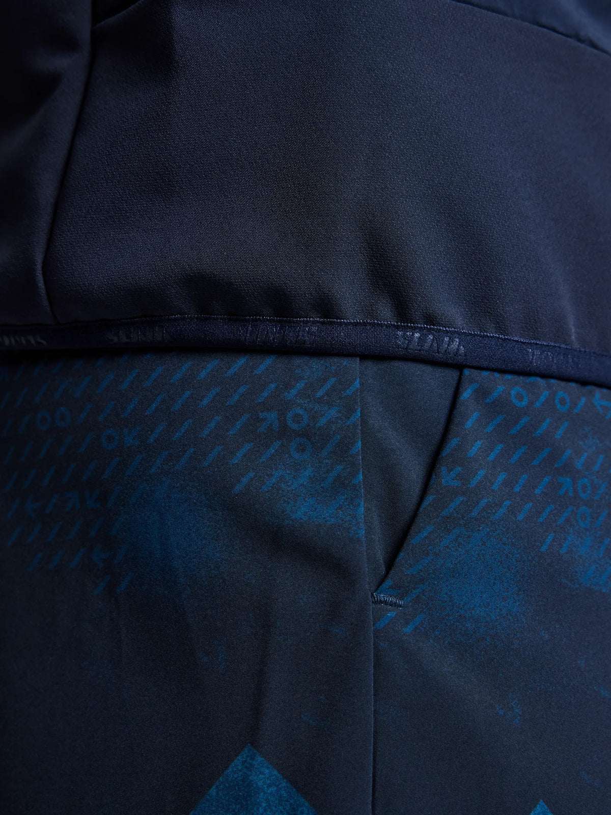 Sudadera Técnica Elástica con capucha FOIL TECH HOODIE Hombre_Navy