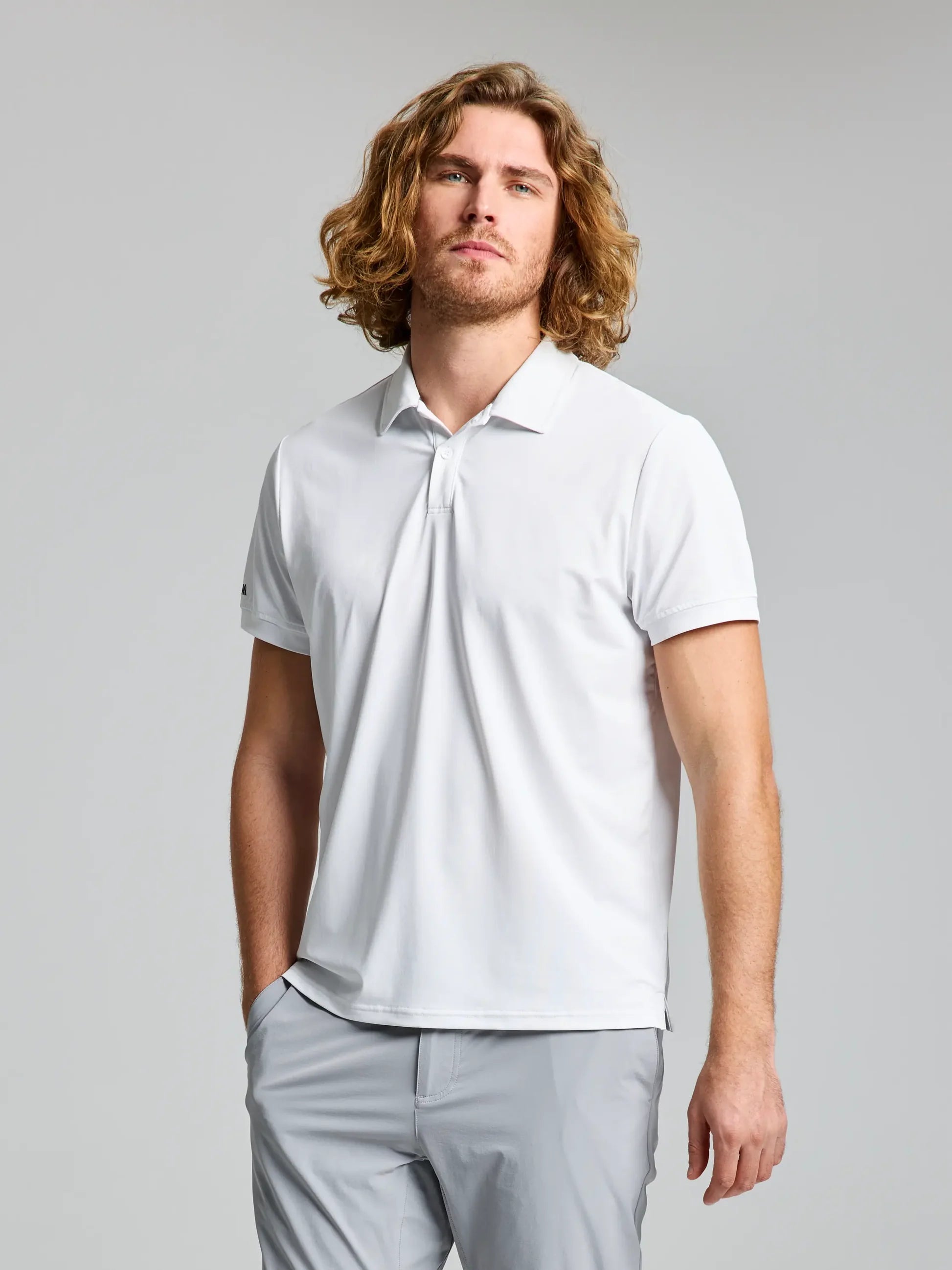 Polo técnico hombre manga corta UPF 50+
