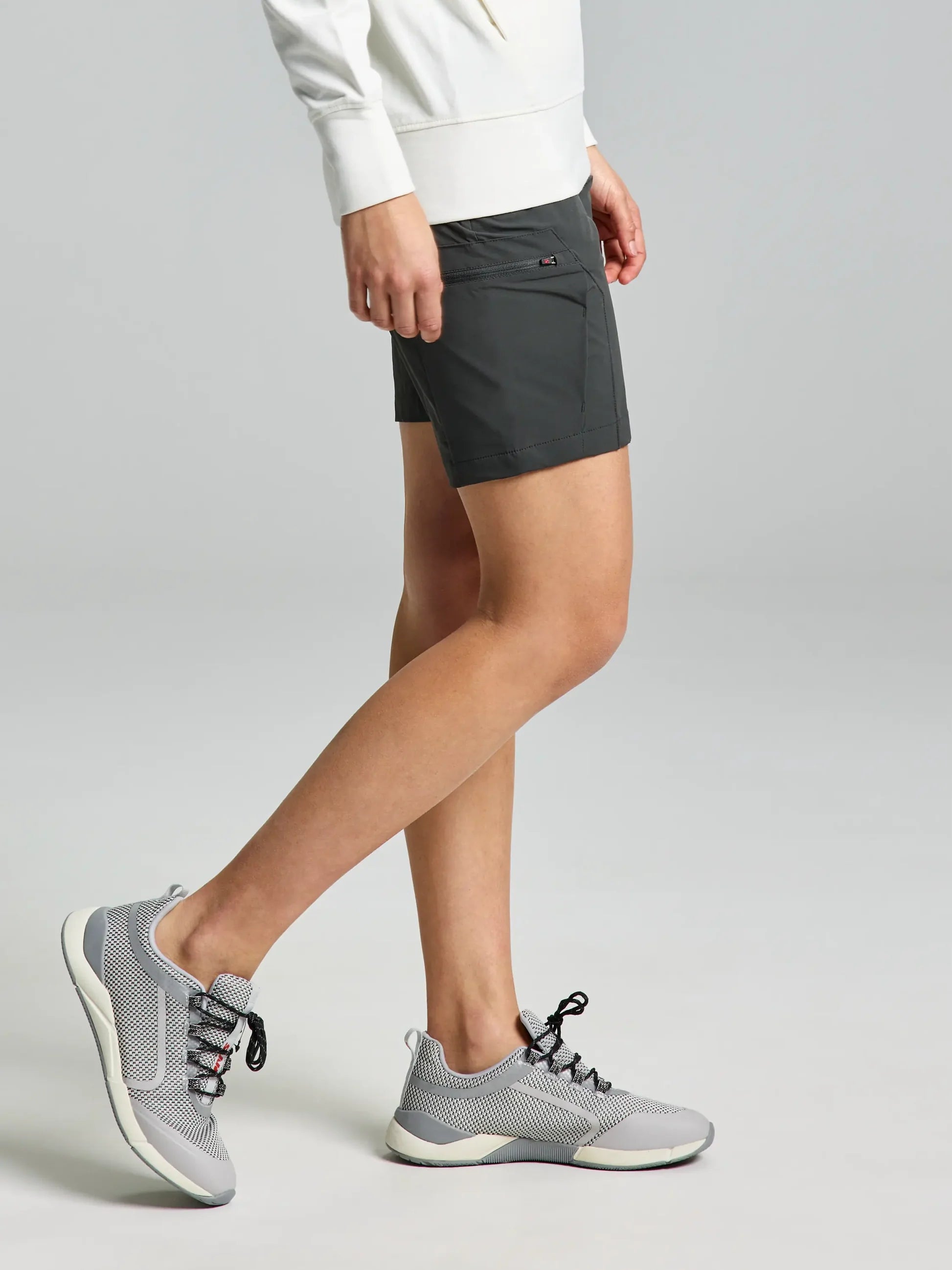 Bermudas técnicas cargo para mujer – Grafito