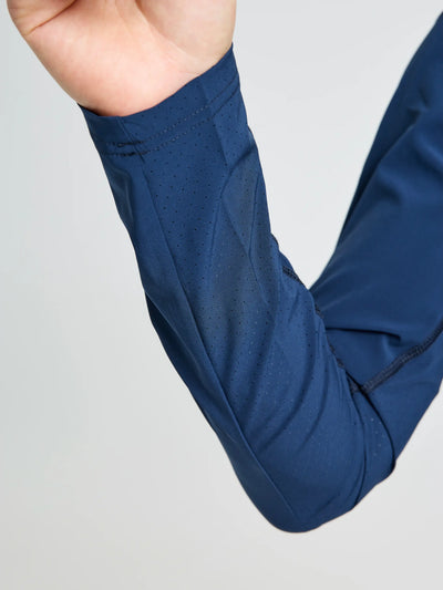 Camiseta técnica manga larga con capucha OD Tech UPF 50+ NAVY de SLAM