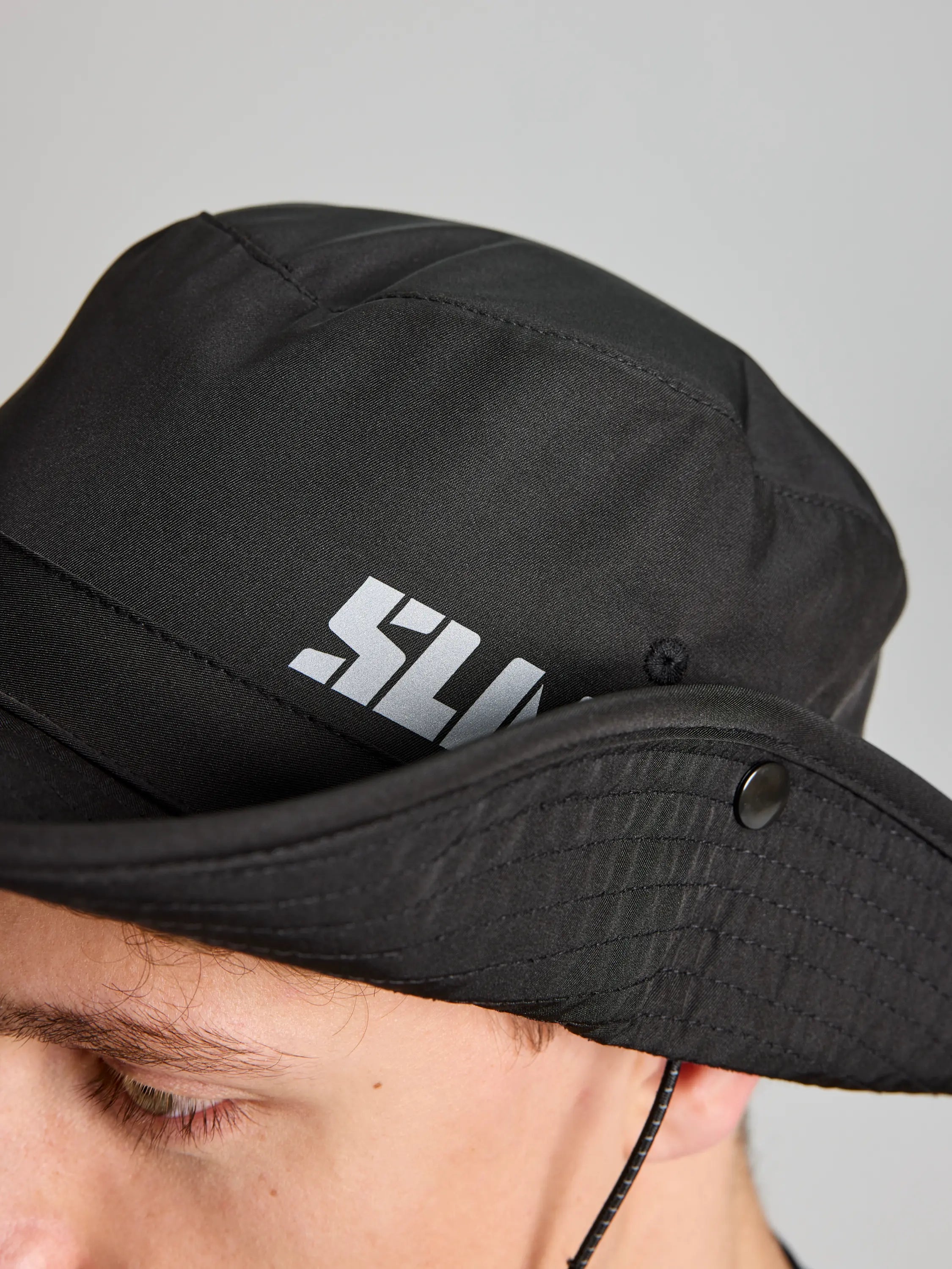 Gorro técnico ala ancha Brimmed Hat UPF 50+ SLAM GRAPHITE