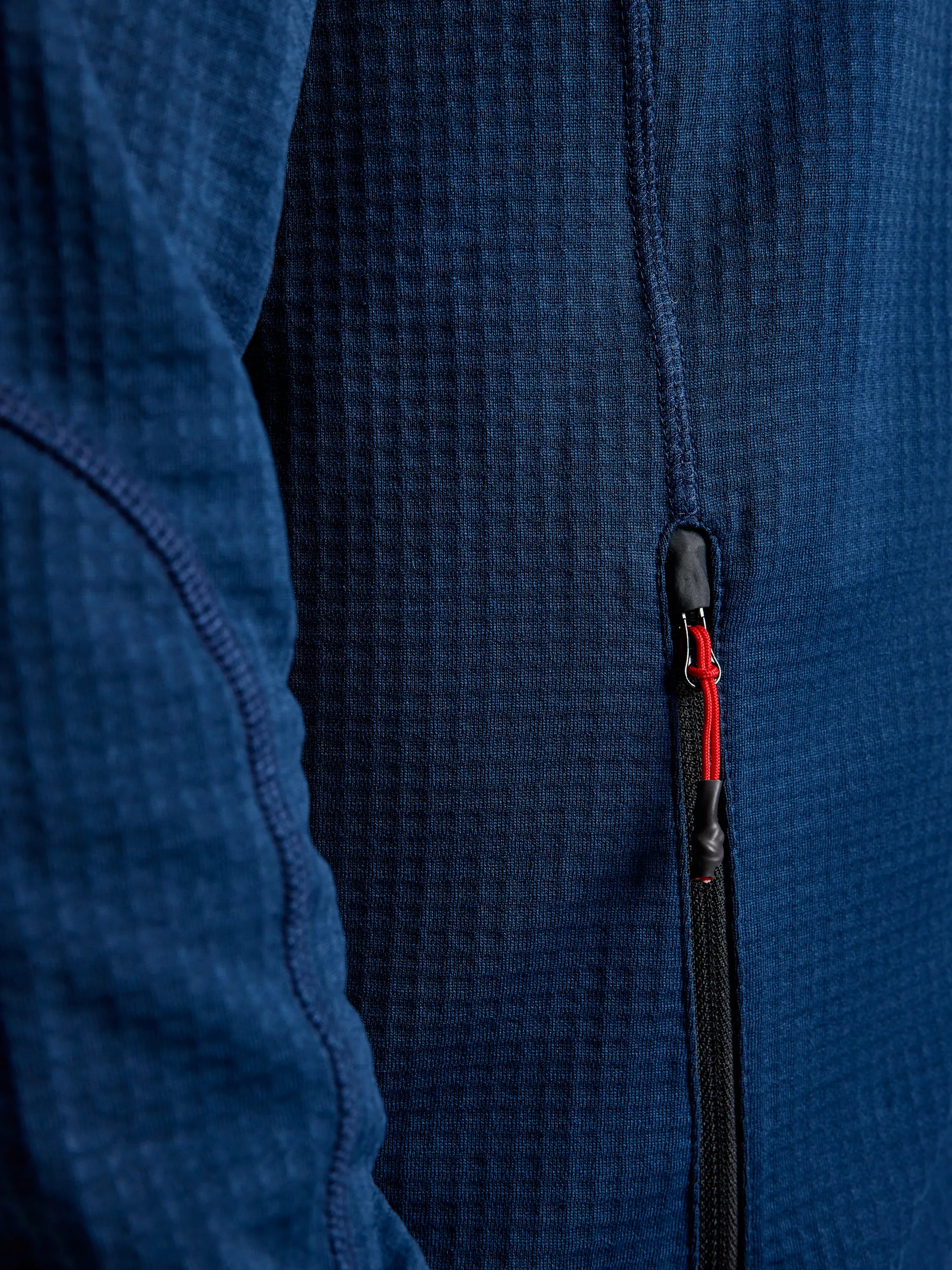 ACT Woman Grid Fleece – Navy