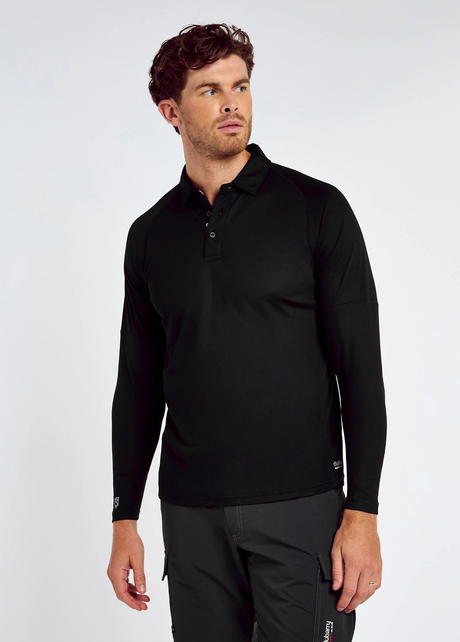 Polo técnico de manga larga Piraeus para hombre UPF 50+ – Negro